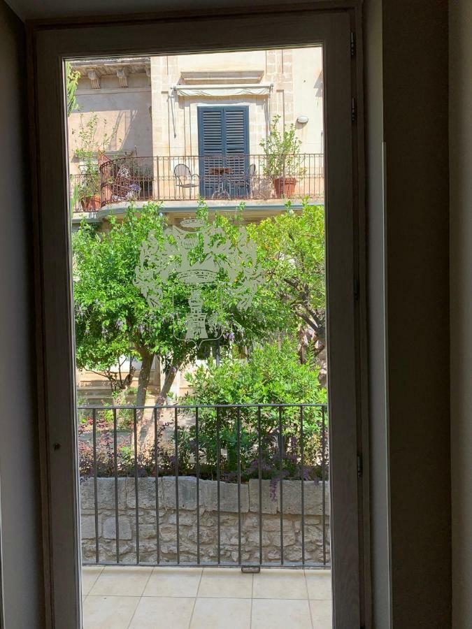 Modica For Family - Rooms And Apartments Exteriör bild